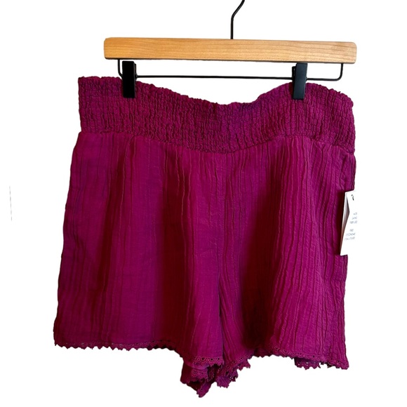 Guess Pants - Guess women’s XL Abigail Smocked Crochet Trim High-Waist Shorts